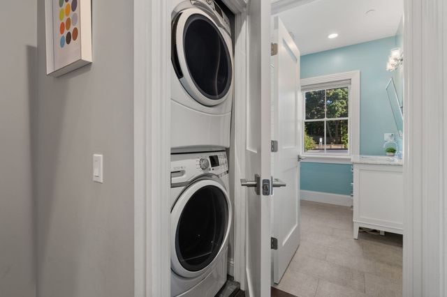 14 Lawnwood Place, Boston, MA 02129