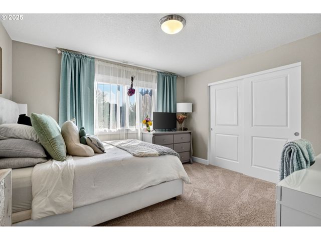 3968 Nw 3RD Ave, Hillsboro, OR 97124