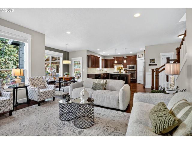 3968 Nw 3RD Ave, Hillsboro, OR 97124