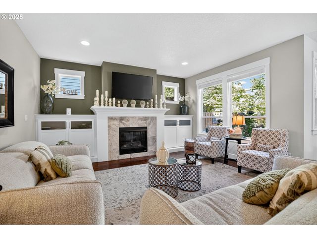 3968 Nw 3RD Ave, Hillsboro, OR 97124