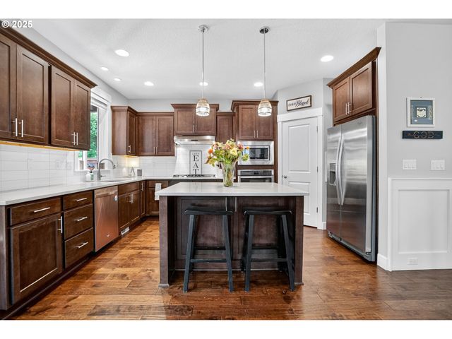 3968 Nw 3RD Ave, Hillsboro, OR 97124