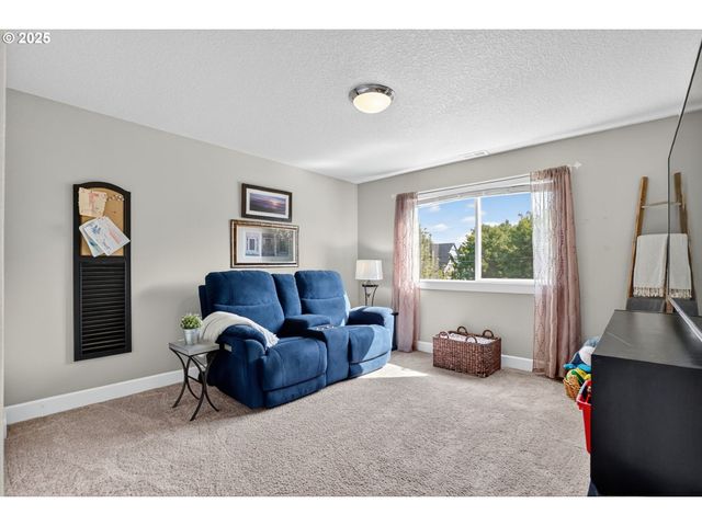 3968 Nw 3RD Ave, Hillsboro, OR 97124