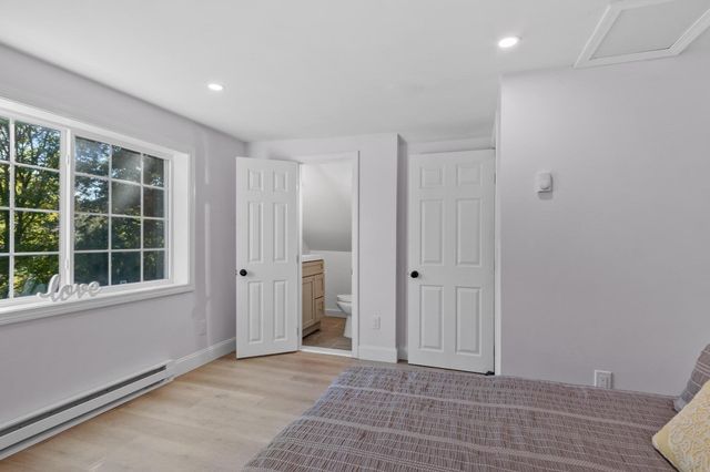 15 Arcadia St, Grafton, MA 01560