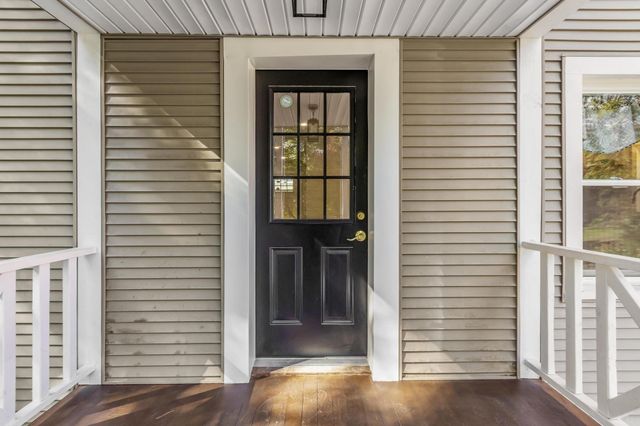 15 Arcadia St, Grafton, MA 01560