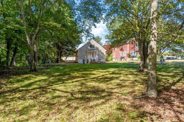 15 Arcadia St, Grafton, MA 01560