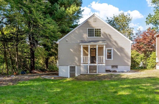 15 Arcadia St, Grafton, MA 01560