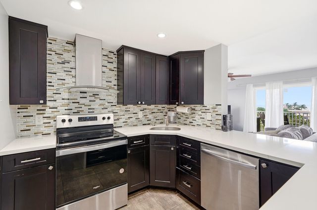 95 N Birch Road 606, Fort Lauderdale, FL 33304