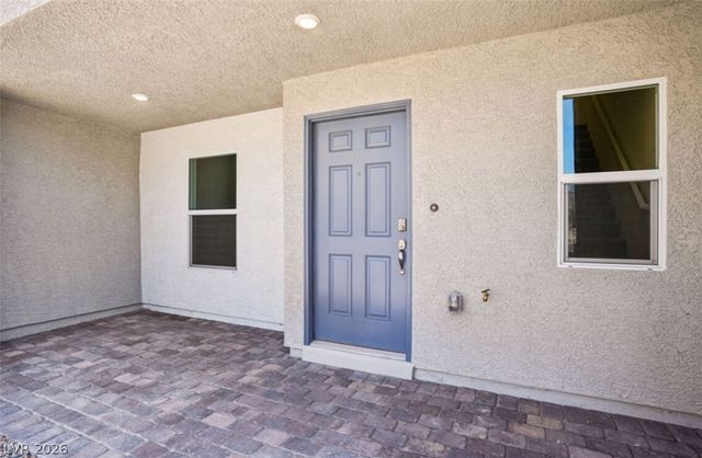 5812 Wisteria Walk Street, Las Vegas, NV 89148