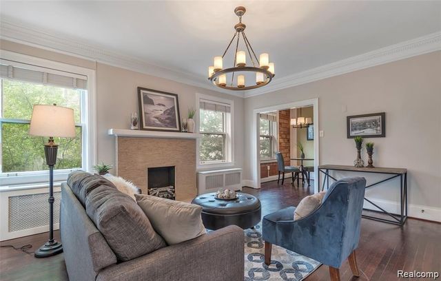 327 Southfield Road 1CS, Birmingham, MI 48009