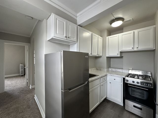 661 W Sheridan Road 601, Chicago, IL 60613