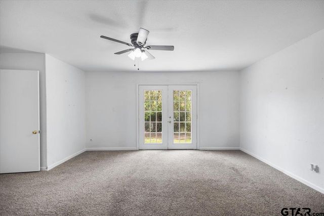 1602 W Duval Street, Troup, TX 75789