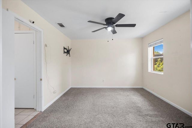 1602 W Duval Street, Troup, TX 75789