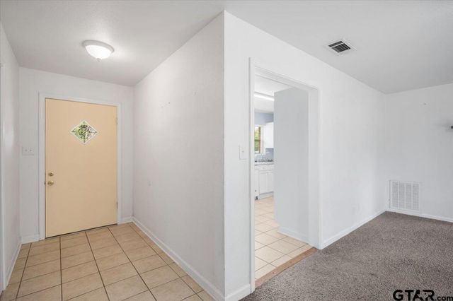 1602 W Duval Street, Troup, TX 75789