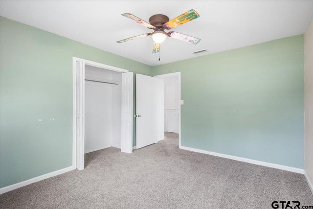 1602 W Duval Street, Troup, TX 75789