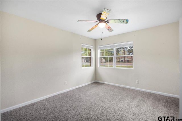 1602 W Duval Street, Troup, TX 75789