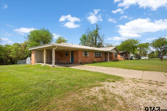 1602 W Duval Street, Troup, TX 75789