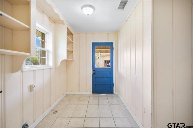 1602 W Duval Street, Troup, TX 75789