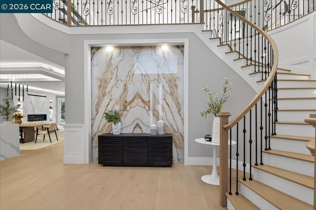 74 Middlefield Rd, Atherton, CA 94027