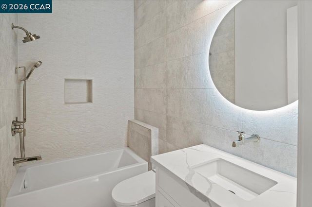 74 Middlefield Rd, Atherton, CA 94027