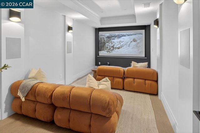 74 Middlefield Rd, Atherton, CA 94027