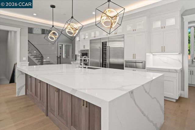 74 Middlefield Rd, Atherton, CA 94027