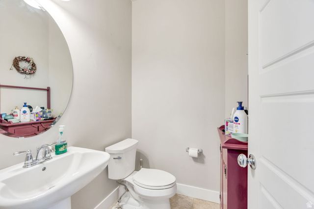 5002 W MAIDSTONE CT, West Valley City, UT 84120