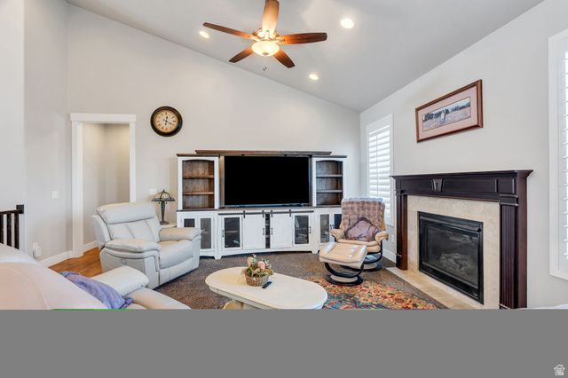 5002 W MAIDSTONE CT, West Valley City, UT 84120