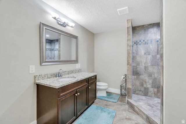 5002 W MAIDSTONE CT, West Valley City, UT 84120