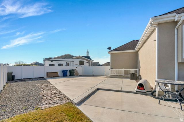 5002 W MAIDSTONE CT, West Valley City, UT 84120