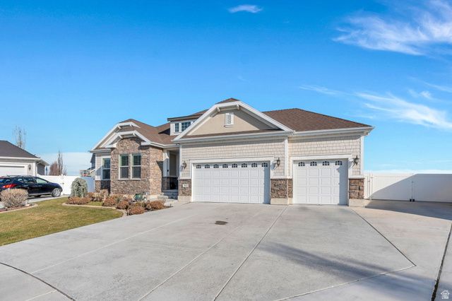 5002 W MAIDSTONE CT, West Valley City, UT 84120