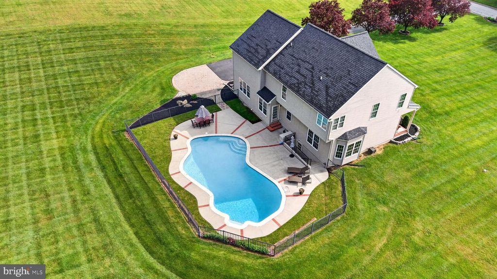 Image 10 of property listing at 2430 MAXA MEADOWS LN, Forest Hill, MD 21050