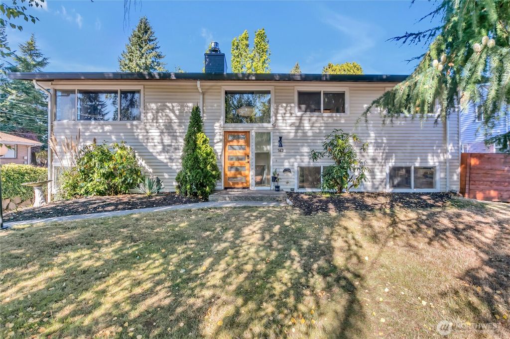 142 SW 142nd Street, Burien, WA 98166