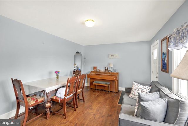 757 N MANOR RD, Elverson, PA 19520