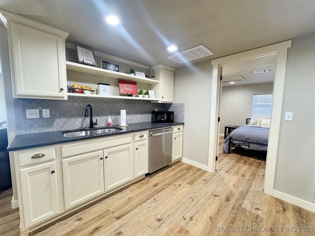 112 W Allen Road, Tahlequah, OK 74464