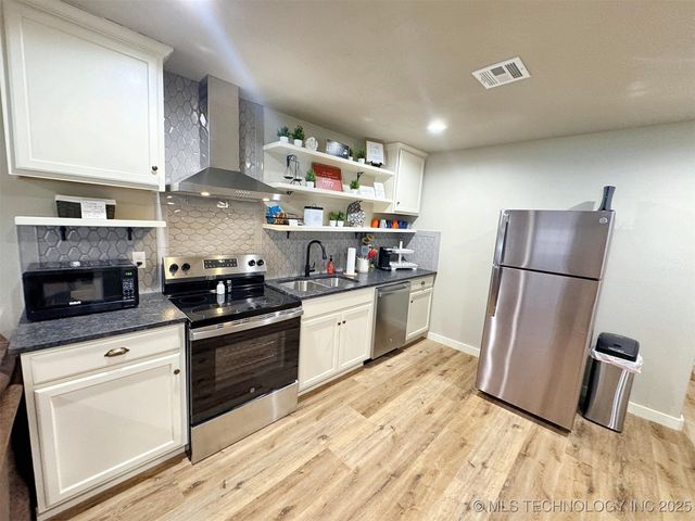 112 W Allen Road, Tahlequah, OK 74464