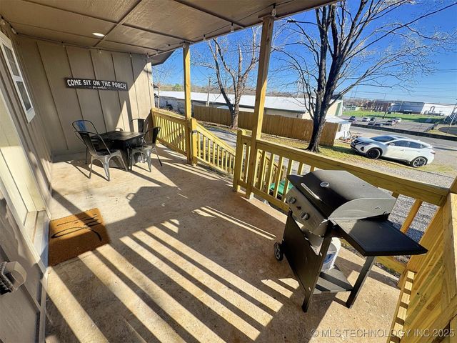 112 W Allen Road, Tahlequah, OK 74464