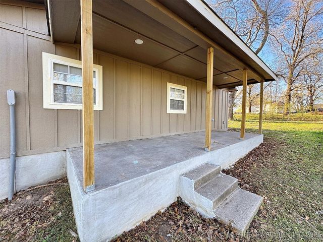 112 W Allen Road, Tahlequah, OK 74464