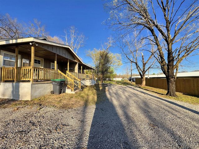 112 W Allen Road, Tahlequah, OK 74464