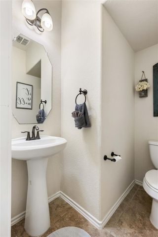 3031 Hawthorne Glen Lane, Dickinson, TX 77539