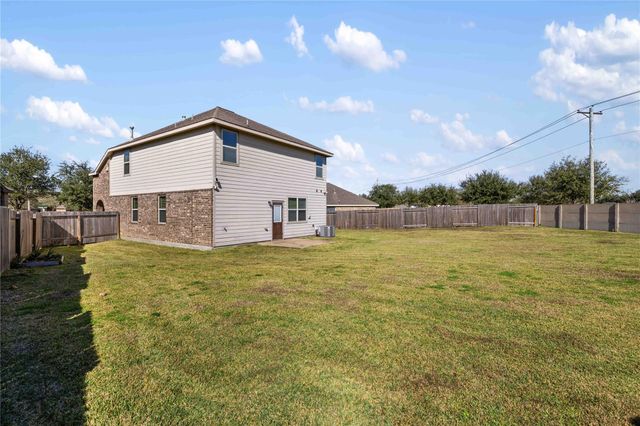 3031 Hawthorne Glen Lane, Dickinson, TX 77539