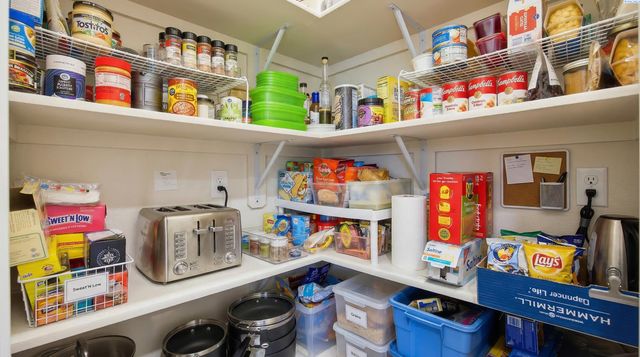 3110 W 24th Ave, Kennewick, WA 99337