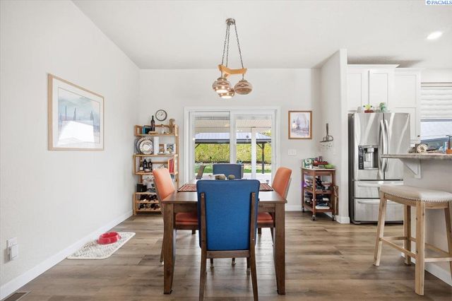 3110 W 24th Ave, Kennewick, WA 99337