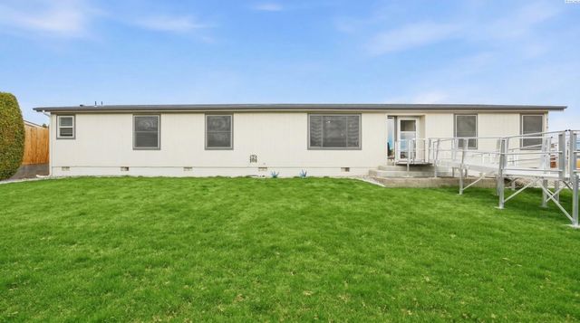 3110 W 24th Ave, Kennewick, WA 99337