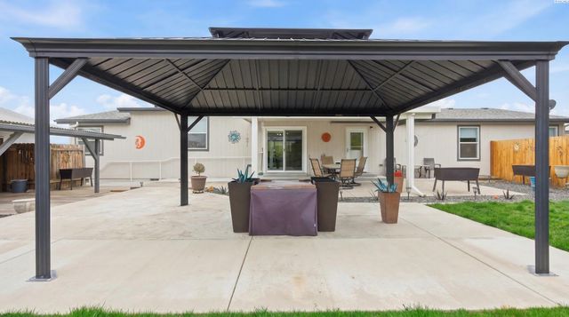 3110 W 24th Ave, Kennewick, WA 99337