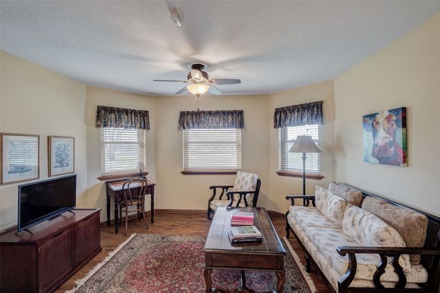 10715 County Road 2458, Poetry, TX 75160