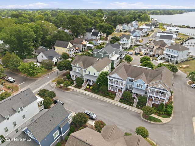 203 S Academy Street, Washington, NC 27889