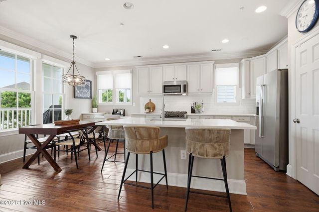 203 S Academy Street, Washington, NC 27889