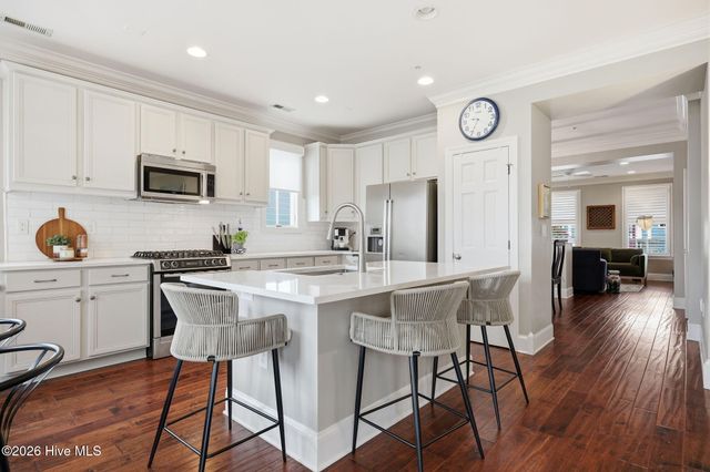 203 S Academy Street, Washington, NC 27889