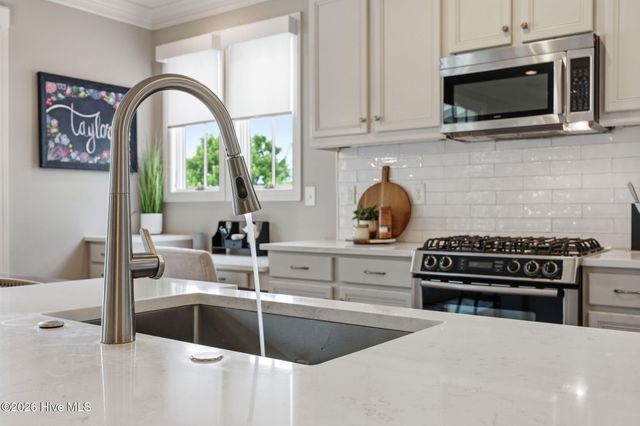 203 S Academy Street, Washington, NC 27889