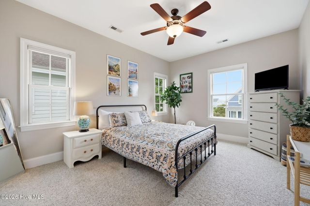 203 S Academy Street, Washington, NC 27889
